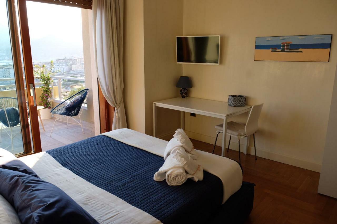 Suite Inn Salerno Exteriör bild